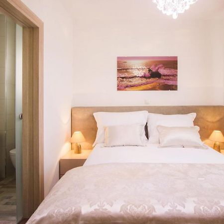 Paradise Lux Apartment โตรกีร์ ภายนอก รูปภาพ