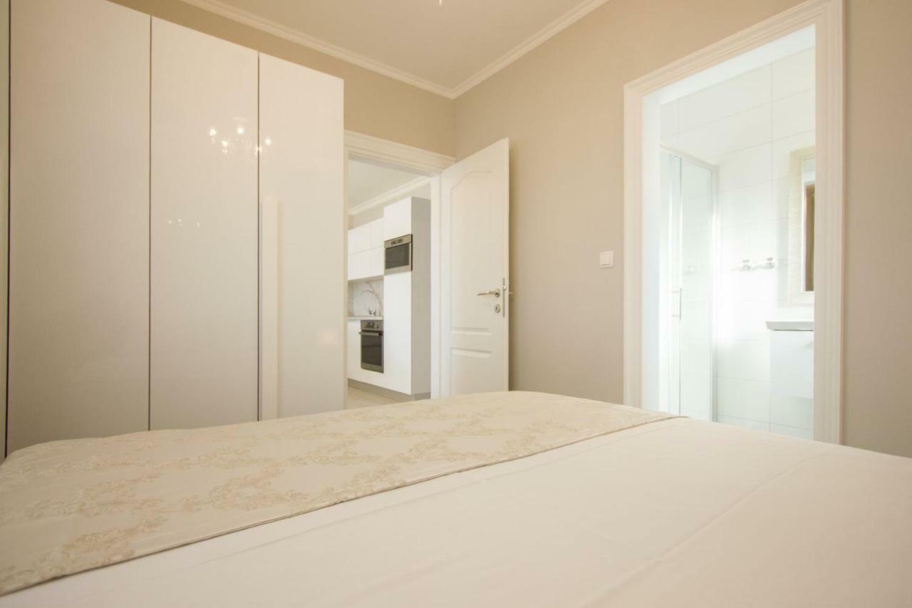 Paradise Lux Apartment โตรกีร์ ภายนอก รูปภาพ