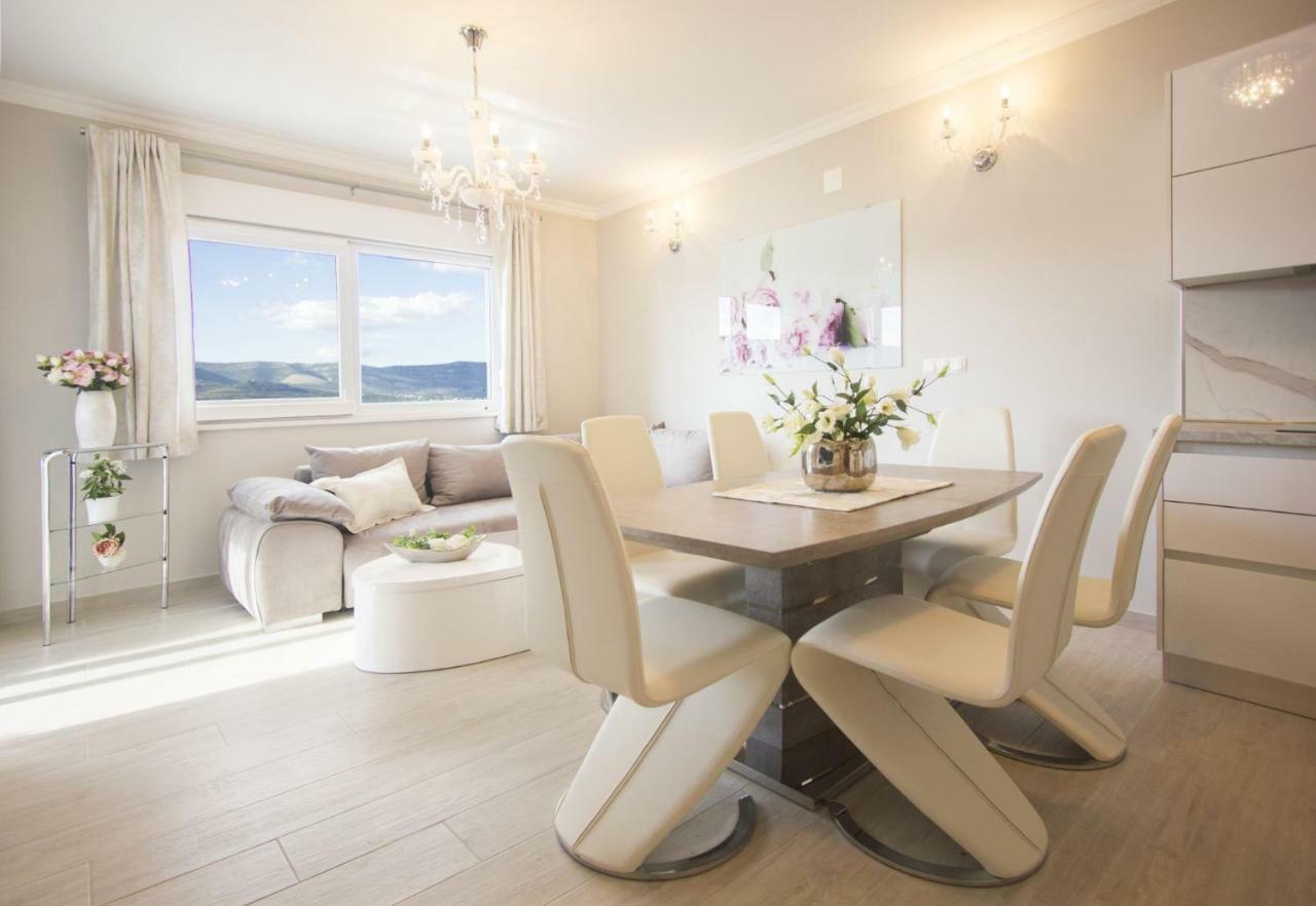 Paradise Lux Apartment โตรกีร์ ภายนอก รูปภาพ