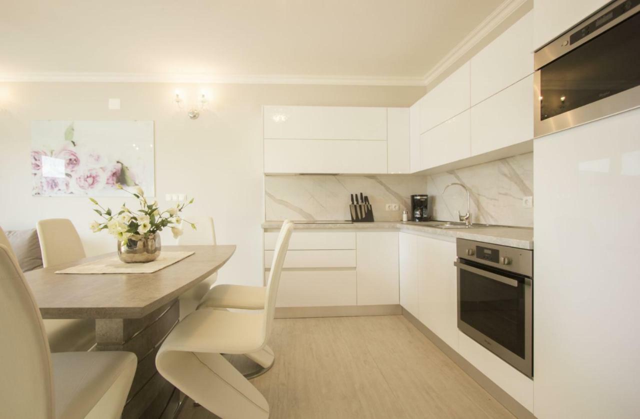 Paradise Lux Apartment โตรกีร์ ภายนอก รูปภาพ