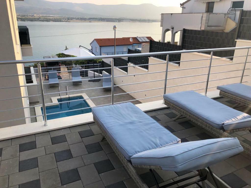 Paradise Lux Apartment โตรกีร์ ภายนอก รูปภาพ